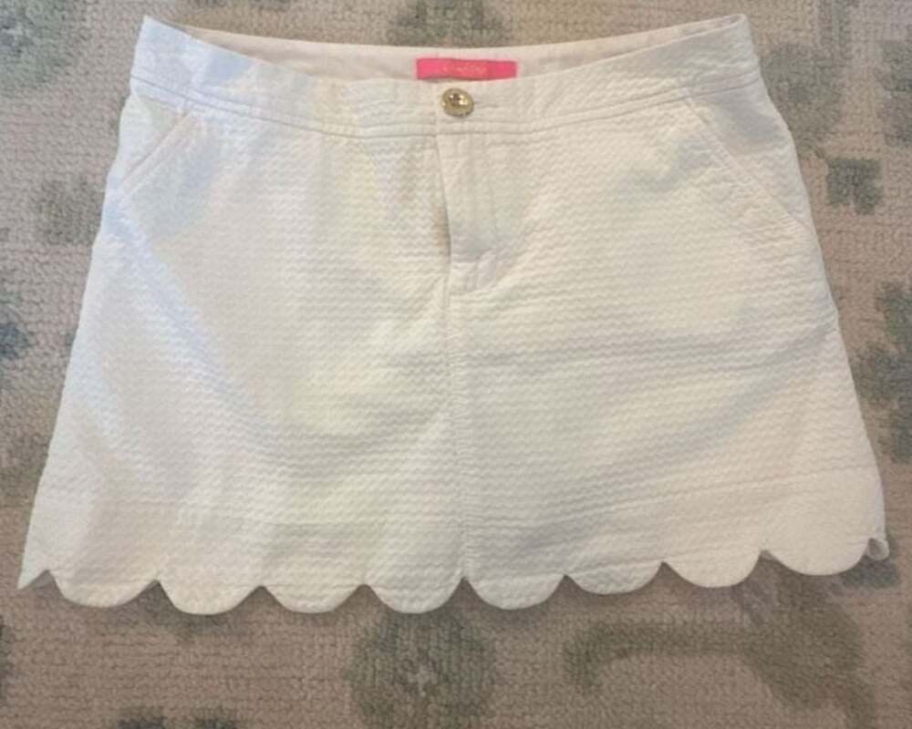 Sz 4 Lilly Pulitzer Colette Scallop Hem Skort in Resort White